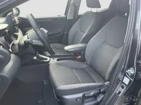 Toyota Yaris thumbnail 11