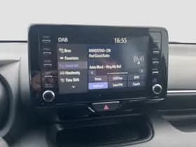 Toyota Yaris thumbnail 13