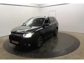 Mitsubishi Outlander 2.0 PHEV Instyle X-Line Dealer onderhouden Trekhaak Pano Vol Leder Camera thumbnail 13