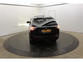Mitsubishi Outlander 2.0 PHEV Instyle X-Line Dealer onderhouden Trekhaak Pano Vol Leder Camera thumbnail 17