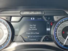 Dodge Ram 1500 5.7 V8 4x4 Crew Cab Limited | Pano | H&K | HUD | Stoelvent thumbnail 14