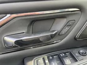 Dodge Ram 1500 5.7 V8 4x4 Crew Cab Limited | Pano | H&K | HUD | Stoelvent thumbnail 20