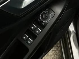 Ford FOCUS Wagon 1.0 EcoBoost Hybrid ST Line | Head-Up | Winter Pack | Driver Assist pack thumbnail 11