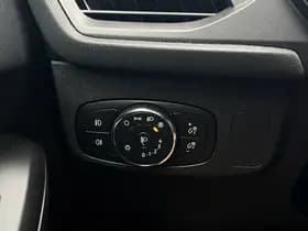 Ford FOCUS Wagon 1.0 EcoBoost Hybrid ST Line | Head-Up | Winter Pack | Driver Assist pack thumbnail 12