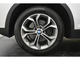 BMW X4 28i High Exec thumbnail 6