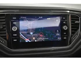 Volkswagen T-Roc 2.0 TSI 4Motion Sport Pano Vol Leder Virtual PDC Stuur + Stoel Ver Dhoek Det thumbnail 7