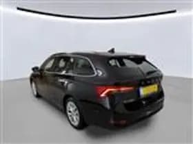 Skoda Octavia 150PK Panodak El Trekh+aKlep stoel verw 1.5 TSI First Edition thumbnail 4
