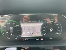 Audi E-tron 50 quattro S edition 71 kWh Pano/Schuifdak | Trekhaak | Carplay | Adap.cruise | Stoelmemory thumbnail 13