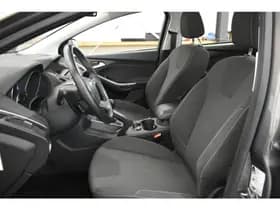 Ford Focus thumbnail 9