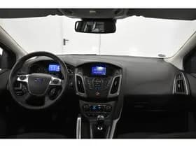 Ford Focus thumbnail 10