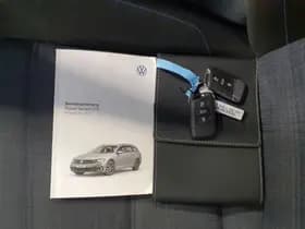 Volkswagen Passat thumbnail 3