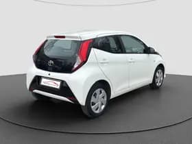 Toyota Aygo thumbnail 5