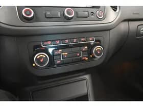 Volkswagen Tiguan thumbnail 5