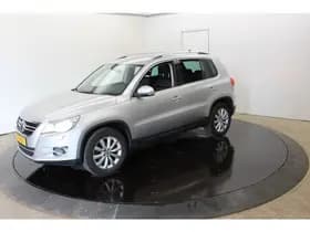 Volkswagen Tiguan thumbnail 49