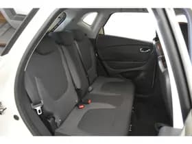Renault Captur thumbnail 25