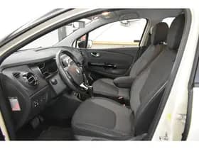 Renault Captur thumbnail 29