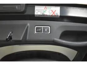 Kia Sorento thumbnail 32