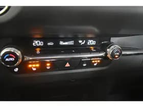 Mazda CX-30 thumbnail 6