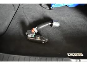 Mazda CX-30 thumbnail 8