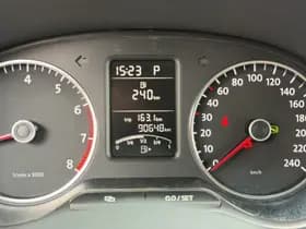 Volkswagen Polo thumbnail 13