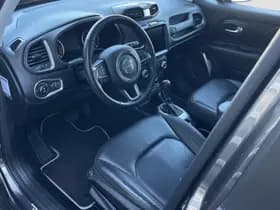 Jeep Renegade thumbnail 10