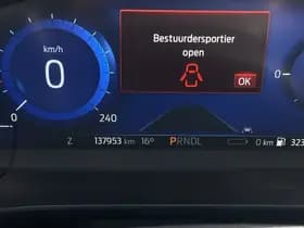Ford Kuga thumbnail 12