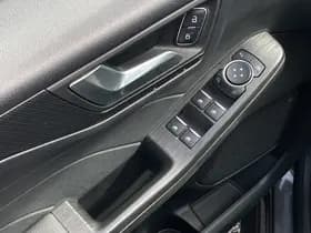 Ford Kuga thumbnail 10