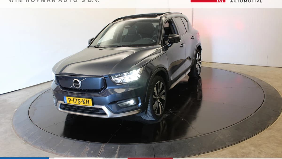 Volvo XC40 — foto 1