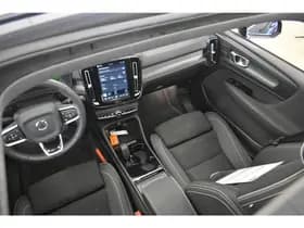 Volvo XC40 thumbnail 22
