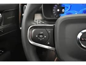 Volvo XC40 thumbnail 23