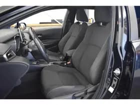 Toyota Corolla thumbnail 4