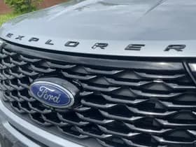Ford Explorer thumbnail 30