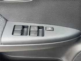 Nissan Note thumbnail 18