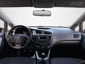 Kia Cee'd thumbnail 6