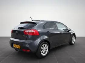 Kia Rio thumbnail 5