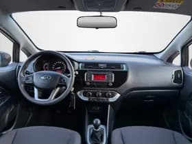 Kia Rio thumbnail 6