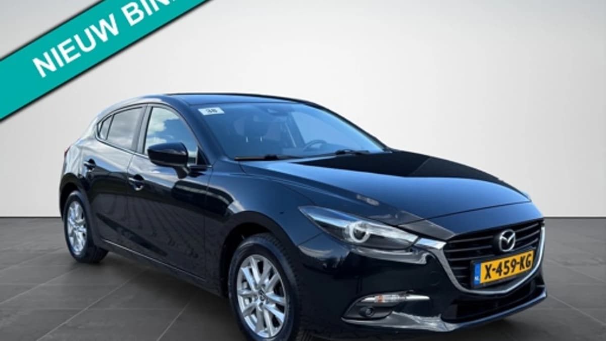 Mazda 3 — foto 1