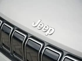 Jeep Avenger Summit 54kWh | Pano | Infotainment | Winter | Camera | 18" thumbnail 4