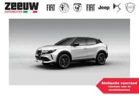 Alfa Romeo Junior Ibrida Sport Speciale Automaat