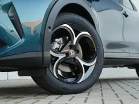 Alfa Romeo Junior 1.2 Turbo 136 PK Ibrida Speciale | Pano | Techno | Direct Leverb VERKOCHT thumbnail 3