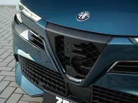 Alfa Romeo Junior 1.2 Turbo 136 PK Ibrida Speciale | Pano | Techno | Direct Leverb VERKOCHT thumbnail 4