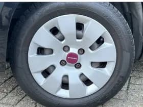 Fiat Panda 0.9 TwinAir Lounge | Automaat | Parkeersensoren | Airco VERKOCHT thumbnail 2