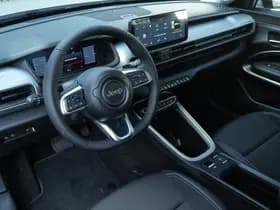 Jeep Avenger 1.2 e-Hybrid Summit | Navi | JBL | Camera | Winter | 18" thumbnail 8