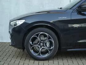 Alfa Romeo Stelvio thumbnail 12