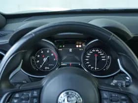 Alfa Romeo Stelvio thumbnail 21