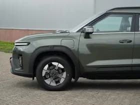 KGM Musso EV 80,6 kWh Titanium Amazonia Green direct leverbaar thumbnail 9