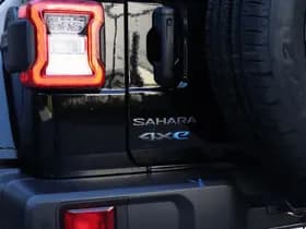 Jeep Wrangler Unlimited 4xe 380 PK Sahara | Schuifdak | Leder | Camera | Navi | 20" thumbnail 7