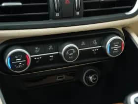 Alfa Romeo Giulia 2.0 Turbo 200 PK TI | Leder | Carplay | Verde Visconti | ADAS 2 thumbnail 26