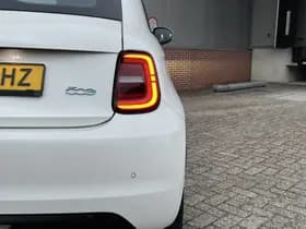 Fiat 500 Icon 42 kWh | Navi | LED | Carplay | Comfort | PDC | 17" thumbnail 25
