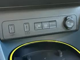 Fiat Grande Panda EV La Prima 44kWh | 7,4 kWh laadsnelheid | Pack Winter | Camera thumbnail 3